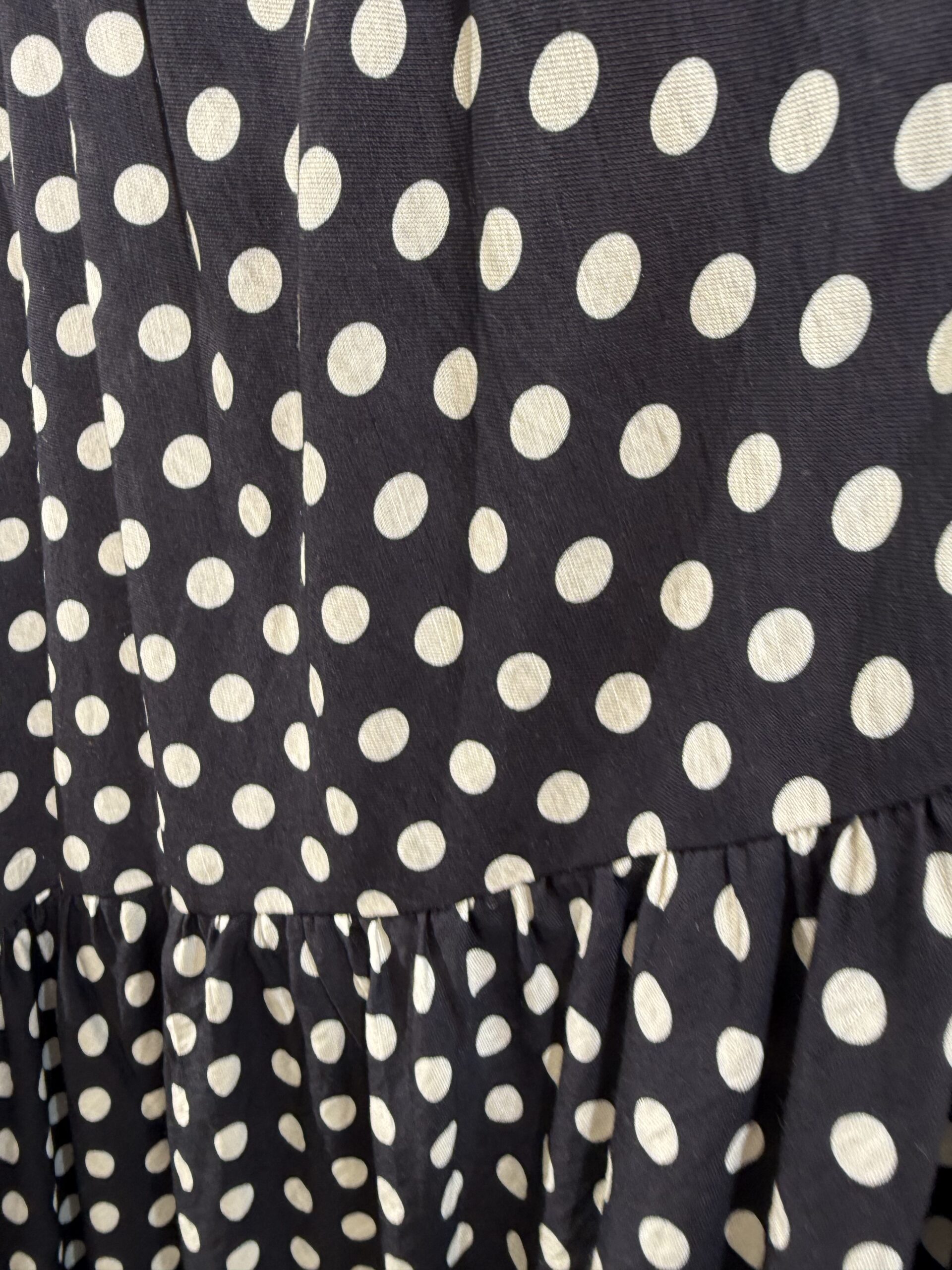 COMPRAR FALDA LUNARES NEGRA LARGA ASIMETRICA