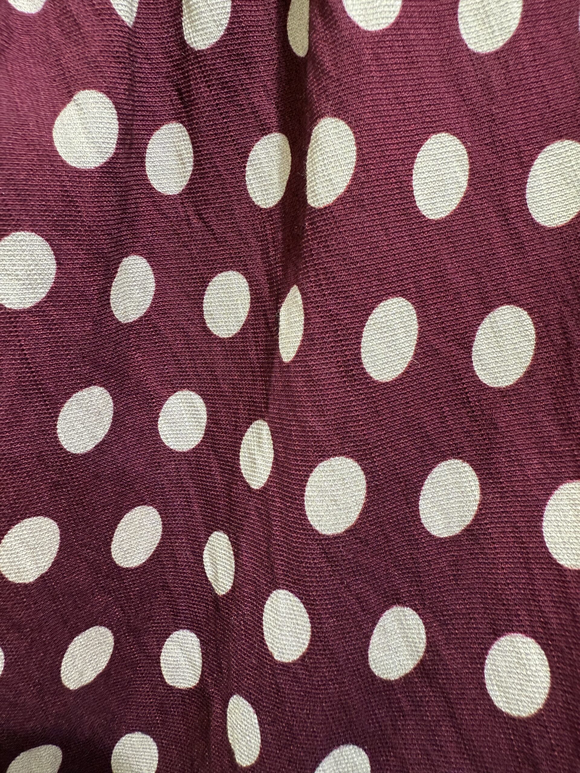 COMPRAR FALDA LUNARES GRANATE BURDEOS LARGA ASIMETRICA