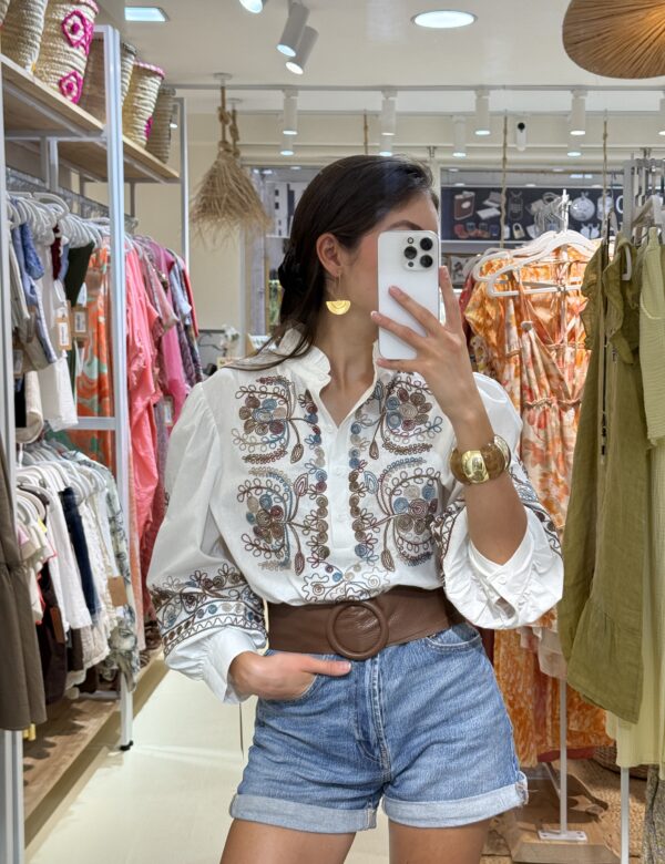 COMPRAR CAMISA BLANCA ROMANTICA